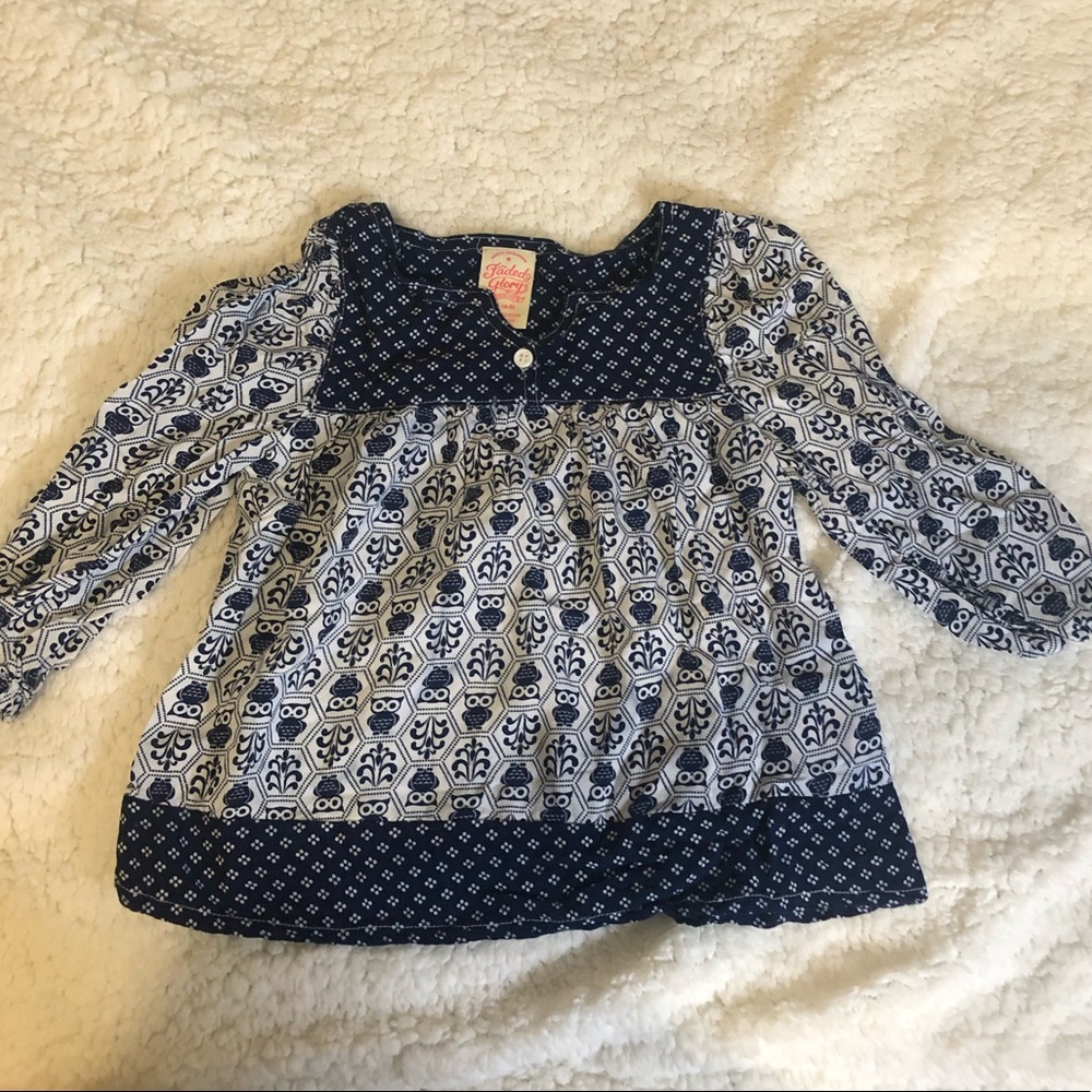 XS 4-5 Girl blue blouse